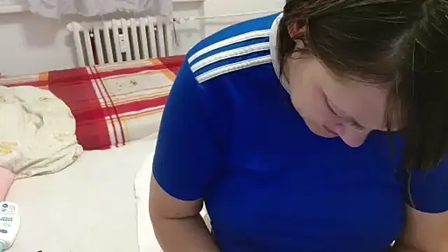 Snapshot of Lucinka1 chatting on November 2025 04:10:05 PM Lucinka1 online show from November 2025 04:10:05 PM