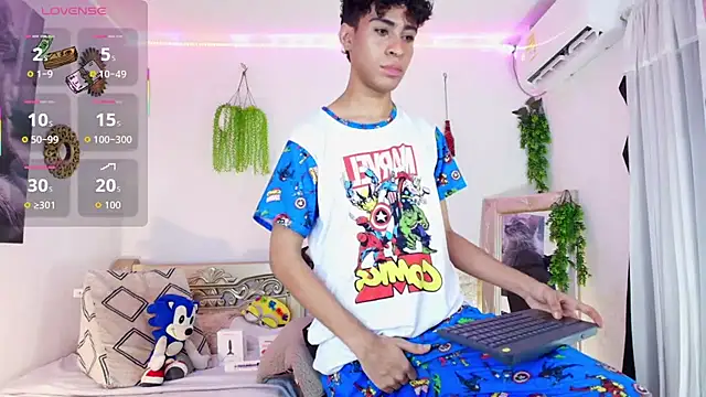 huge armound online show from March 2026 08:09:01 PM