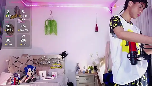 huge armound online show from April 2026 05:54:02 AM