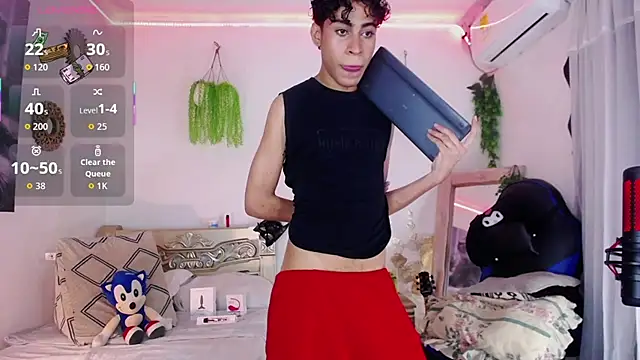 huge armound online show from April 2026 03:13:01 AM