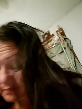 Snapshot of sweetkitty111 chatting on April 2026 04:19:01 PM sweetkitty111 online show from April 2026 04:19:01 PM