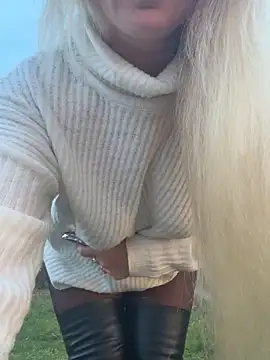 Marina- online show from November 2025 02:53:02 PM