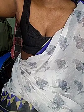 Snapshot of Telugu_ammayi_pooja chatting on October 2025 08:48:02 AM Telugu ammayi pooja online show from October 2025 08:48:02 AM