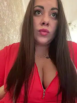 Snapshot of DaisyStreet chatting on July 2026 10:27:01 AM DaisyStreet online show from July 2026 10:27:01 AM