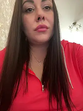 Snapshot of DaisyStreet chatting on July 2026 10:37:02 AM DaisyStreet online show from July 2026 10:37:02 AM