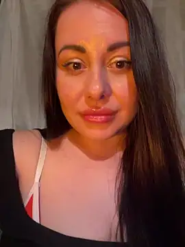 DaisyStreet online show from April 2026 09:10:01 PM