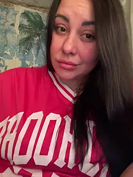 DaisyStreet online show from November 2025 05:51:01 PM