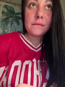 DaisyStreet online show from November 2025 11:04:02 PM