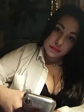 DaisyStreet online show from March 2025 11:24:02 PM