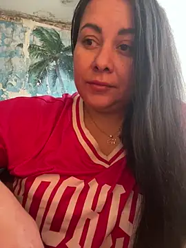 DaisyStreet online show from November 2025 10:07:01 AM