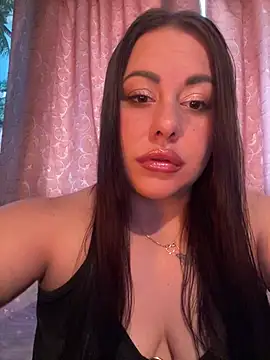 Snapshot of DaisyStreet chatting on July 2026 09:51:01 AM DaisyStreet online show from July 2026 09:51:01 AM