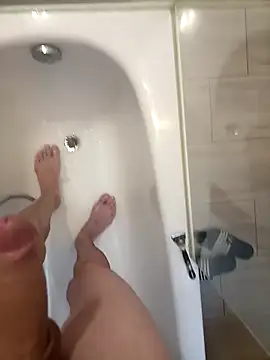 victortt online show from November 2025 03:26:01 PM