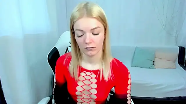 Lily Daviss online show from April 2026 03:54:01 AM