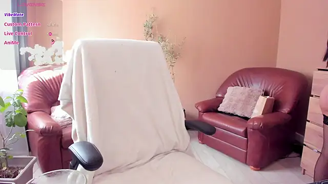 KaylaLaine online show from April 2026 06:25:02 AM