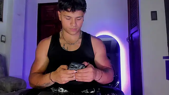 Snapshot of Dominic_Biker__ chatting on June 2026 04:07:02 AM Dominic Biker online show from June 2026 04:07:02 AM