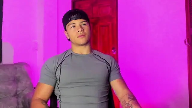 Dominic Biker   online show from December 2025 03:32:02 AM