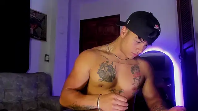 Dominic Biker   online show from June 2026 03:17:01 AM