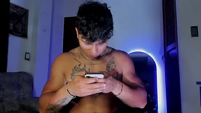 Snapshot of Dominic_Biker__ chatting on June 2026 04:39:02 AM Dominic Biker online show from June 2026 04:39:02 AM