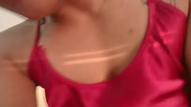 Snapshot of Hannagarces chatting on November 2025 11:31:02 AM Hannagarces online show from November 2025 11:31:02 AM