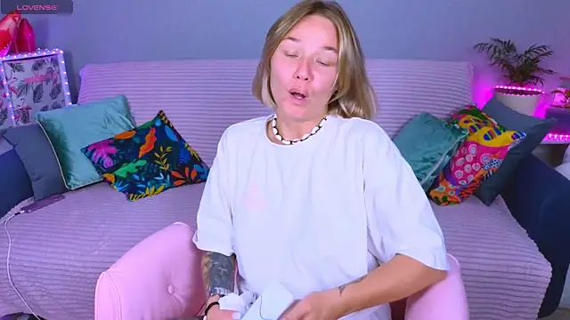 Karen morris online show from July 2026 05:58:02 PM