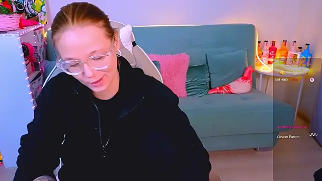 Karen morris online show from October 2025 04:17:01 PM