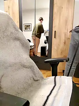 noidentiti online show from February 2026 05:02:02 PM