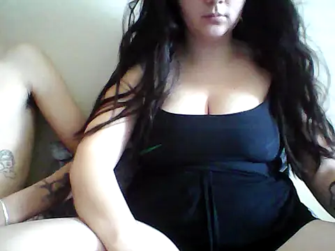 brazillliangirl online show from February 2026 06:20:01 PM