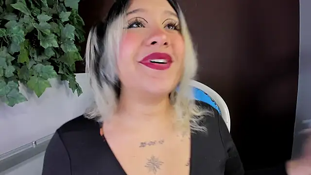 miss danika online show from February 2026 11:19:01 AM