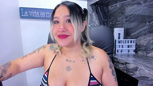 miss danika online show from March 2026 11:16:01 AM