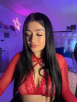 lucianaroy online show from May 2026 03:36:02 AM