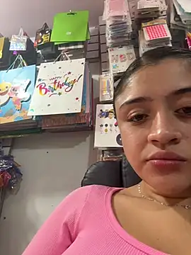 lucianaroy online show from October 2025 05:23:02 PM