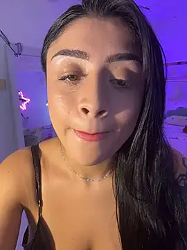 Snapshot of lucianaroy chatting on November 2025 12:54:01 AM lucianaroy online show from November 2025 12:54:01 AM