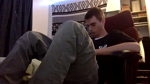 Snapshot of spicylaboi chatting on October 2025 12:51:02 AM spicylaboi online show from October 2025 12:51:02 AM