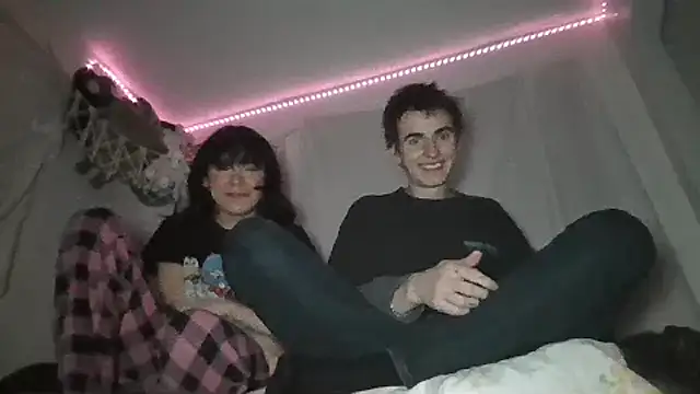 Snapshot of spicylaboi chatting on December 2024 11:30:02 AM spicylaboi online show from December 2024 11:30:02 AM