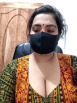 Snapshot of Ritusri_Dotta chatting on October 2025 04:17:02 PM Ritusri Dotta online show from October 2025 04:17:02 PM