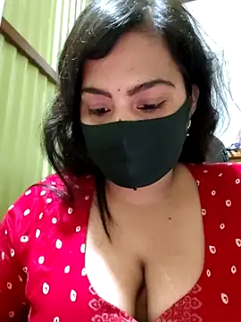 Snapshot of Ritusri_Dotta chatting on May 2026 05:21:02 PM Ritusri Dotta online show from May 2026 05:21:02 PM