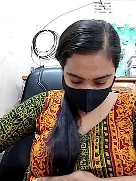 Snapshot of Ritusri_Dotta chatting on April 2026 05:14:02 PM Ritusri Dotta online show from April 2026 05:14:02 PM
