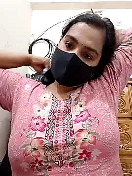 Snapshot of Ritusri_Dotta chatting on April 2026 06:04:02 PM Ritusri Dotta online show from April 2026 06:04:02 PM