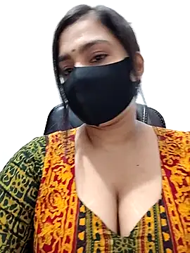 Snapshot of Ritusri_Dotta chatting on October 2025 06:10:02 PM Ritusri Dotta online show from October 2025 06:10:02 PM