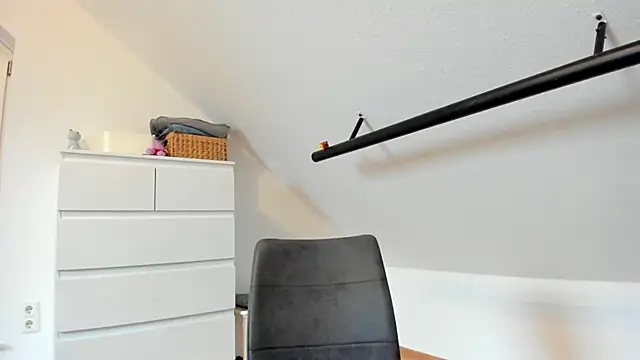 Unrealmilkyway online show from October 2025 06:25:01 AM
