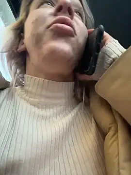 LikaCat online show from November 2025 02:44:02 AM