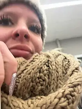 LikaCat online show from December 2025 02:12:02 AM