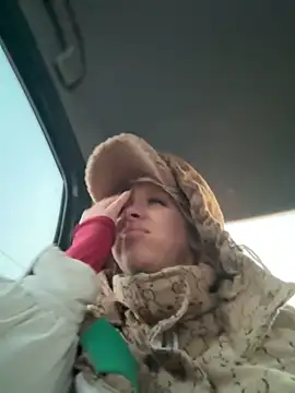 LikaCat online show from October 2025 01:16:02 AM