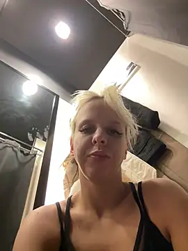 LikaCat online show from February 2025 07:13:02 AM