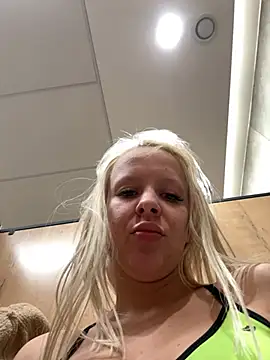 LikaCat online show from March 2025 07:18:01 AM