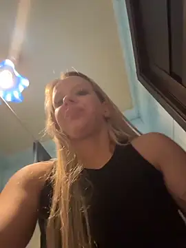 LikaCat online show from December 2025 03:34:02 AM