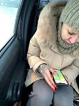 LikaCat online show from November 2025 02:05:01 AM