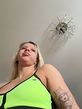 LikaCat online show from March 2026 04:06:01 AM