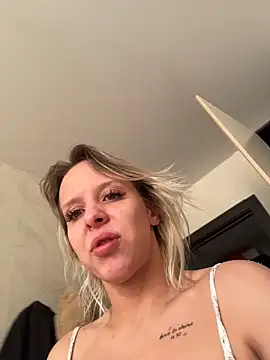 LikaCat online show from February 2026 04:36:01 AM