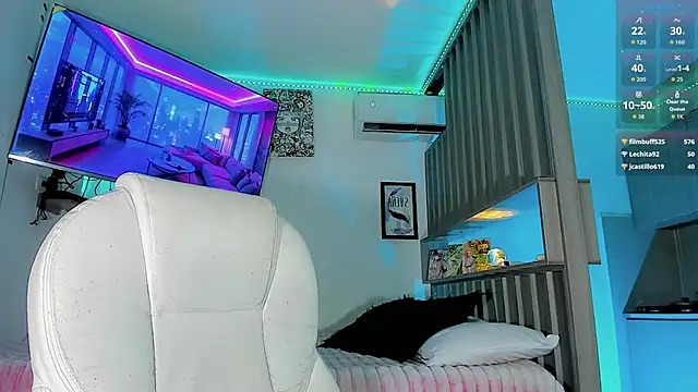 Snapshot of Ashlycuute chatting on November 2025 07:02:01 AM Ashlycuute online show from November 2025 07:02:01 AM